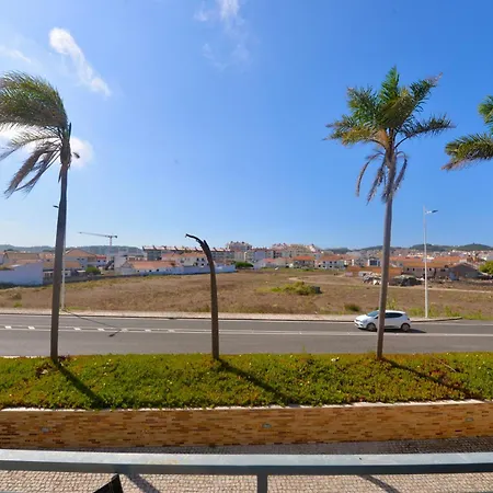 Pebble - 1 Bedroom Sleeps 5 With Pool & Tennis Court Appartement São Martinho do Porto