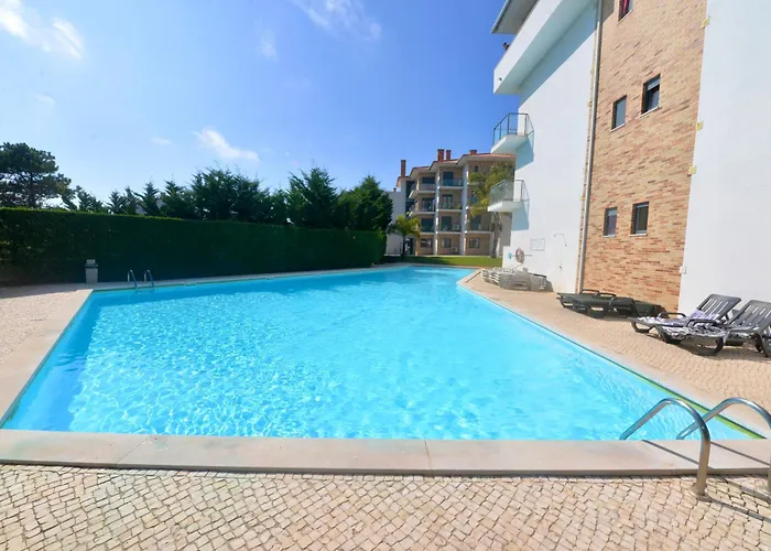 Апартаменты Pebble - 1 Bedroom Sleeps 5 With Pool & Tennis Court